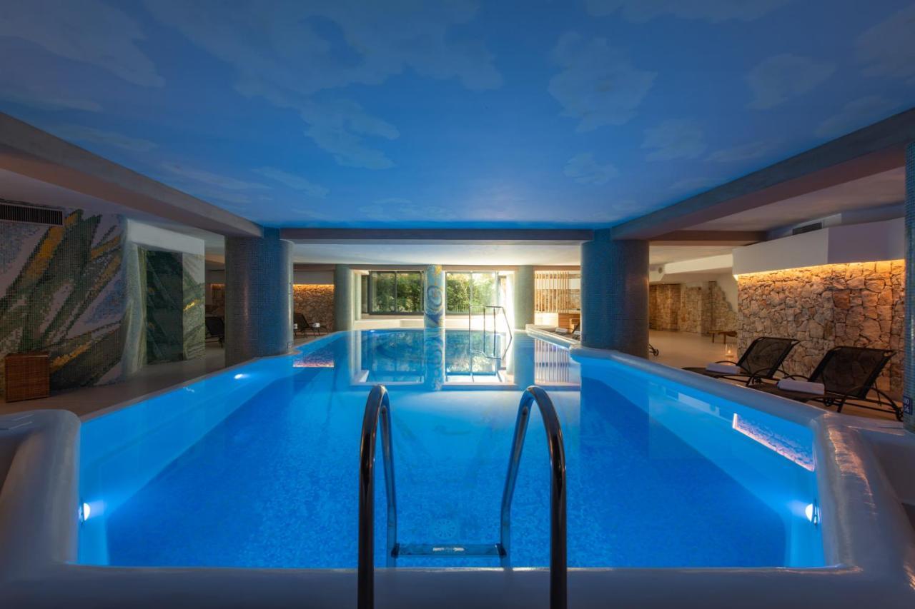The Nicolaus Hotel Bari Bagian luar foto