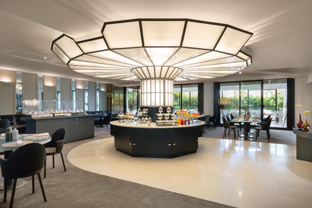 The Nicolaus Hotel Bari Bagian luar foto