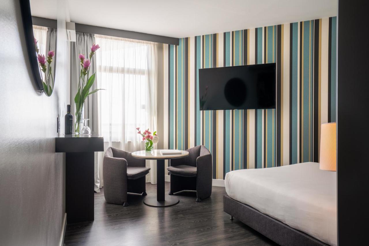 The Nicolaus Hotel Bari Bagian luar foto