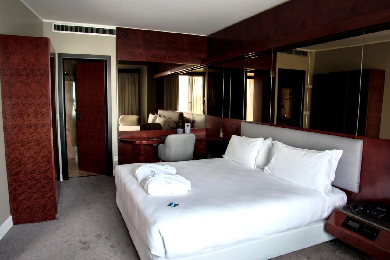 The Nicolaus Hotel Bari Bagian luar foto